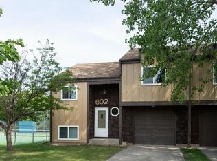 602 38th Ave S, Moorhead, MN 56560