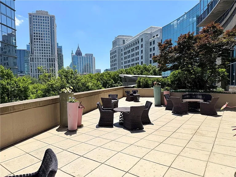 1080 Peachtree St NE #2110 — Photo 66