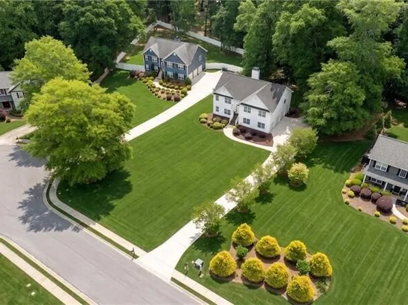 348 Carrington Dr, Athens, GA 30605