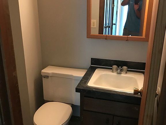 5th image of 5689 Ironwood Ct APT D