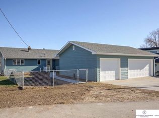 217 Sunrise Ln, Cedar Creek, NE 68016