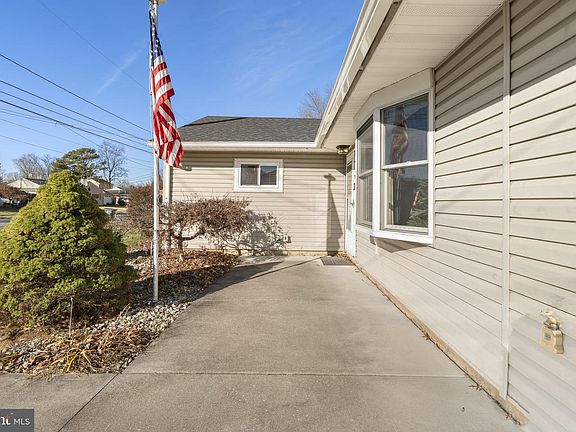 4th image of 18 Malvina Ln