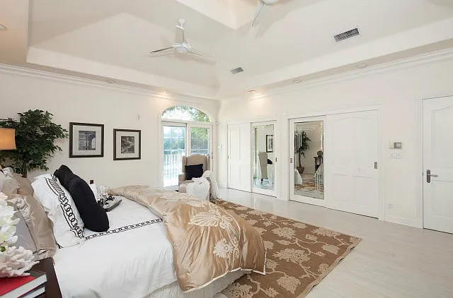 722 Bantry Ct — Photo 18
