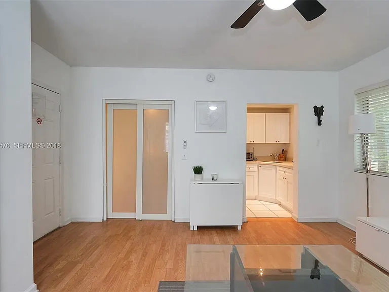 1027 Euclid Ave #5A — Photo 2