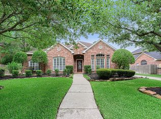 20122 Forest Dr, Spring, TX 77388