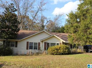 900 Airport Rd, Clanton, AL 35045