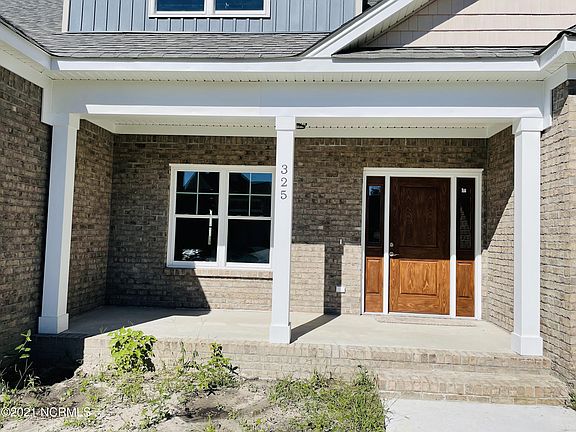 2nd image of 325 Boyne Way