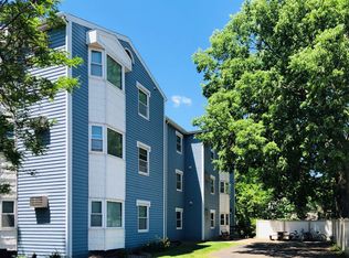 610 Gray St Apartments, Eau Claire, WI 54701