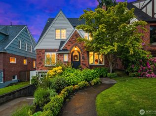 4332 NE 43rd St, Seattle, WA 98105