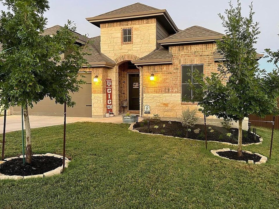 1st image of 3095 Blenheim Park