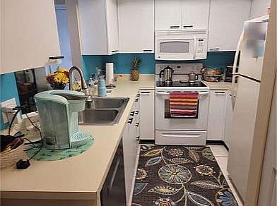 4th image of 13252 White Marsh Ln #3223