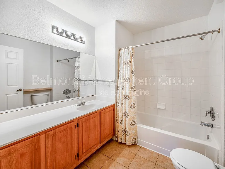 4021 Venetian Bay Dr #102 — Photo 17