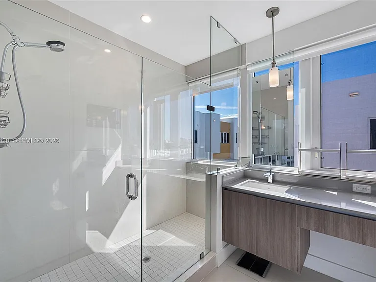 31 N Shore Dr #31 — Photo 19