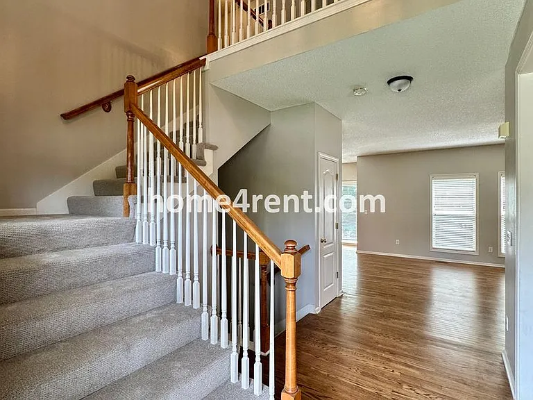 17825 W 160th St — Photo 6