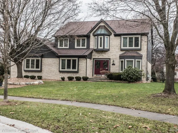 1706 White Birch Ct, Troy, MI 48098