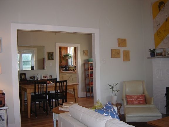 living room/dining room