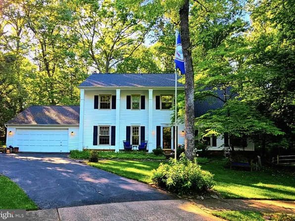 11488 Bingham Ter, Reston, VA 20191