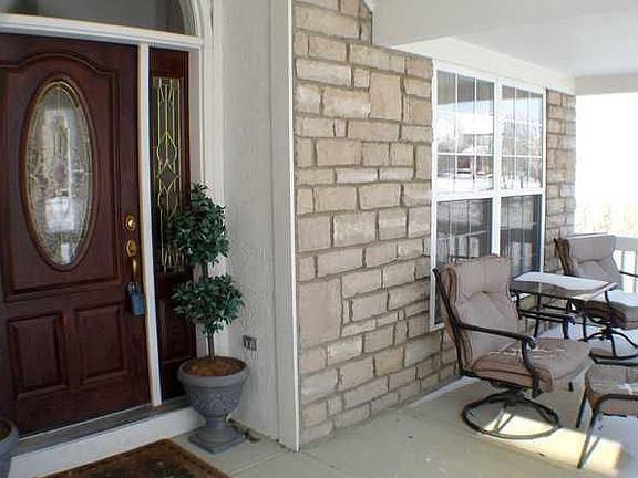 2nd image of 4483 Trailane Dr