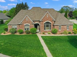 1238 Park Meadow Dr, Beech Grove, IN 46107