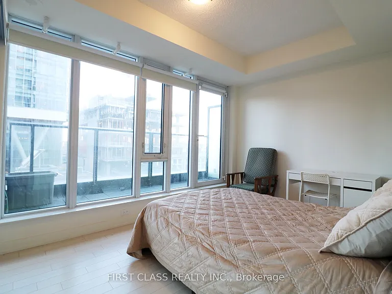 330 Richmond St W #603 — Photo 2