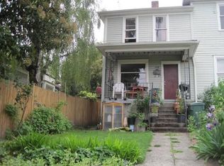 1618 N 36th St, Seattle, WA 98103