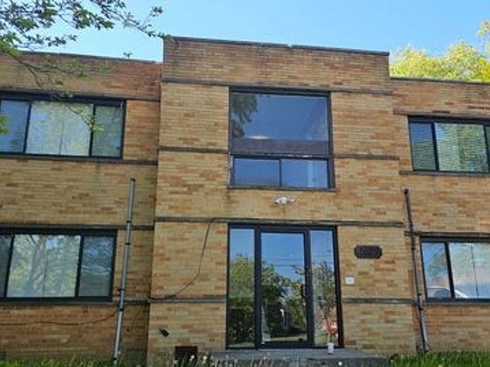 1st image of 2609 Chesterfield Ct APT 3
