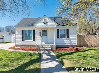 2955 Peckheath Rd SW, Wyoming, MI 49509