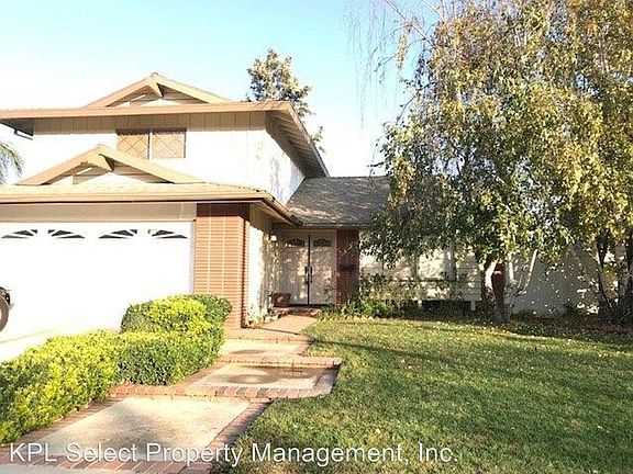 2nd image of 196 Knollwood Dr