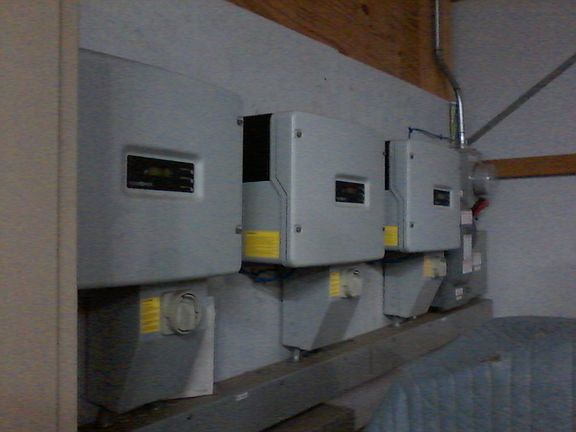 3 NEW Solar Inverter panels