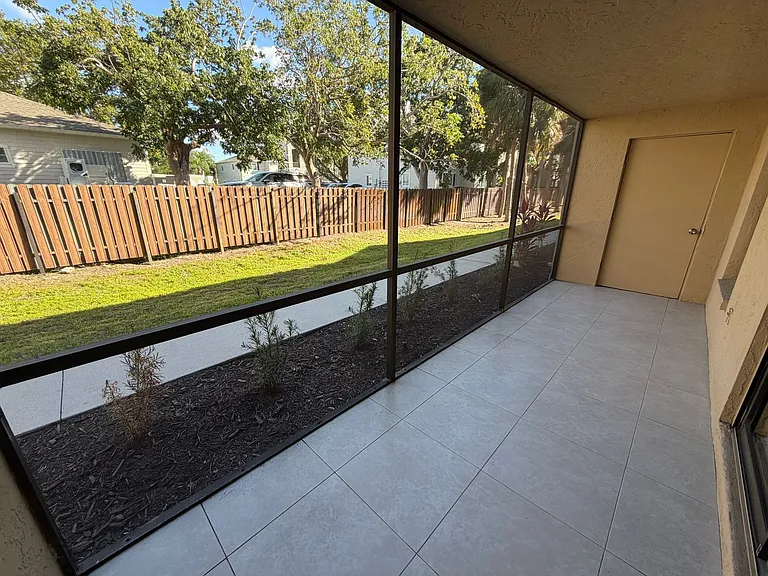 5307 Summerlin Rd #707 — Photo 16