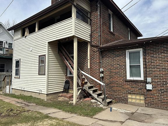 3rd image of 304 East 10TH STREET