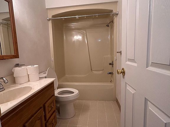 Bathroom- tub/shower combo