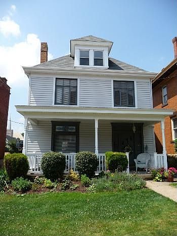 1st image of 1425 Hillsdale Ave