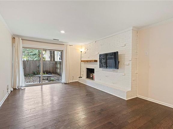 4th image of 4511 Headwood Dr APT 2