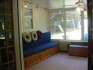 5th image of 550 E Country Woods Dr