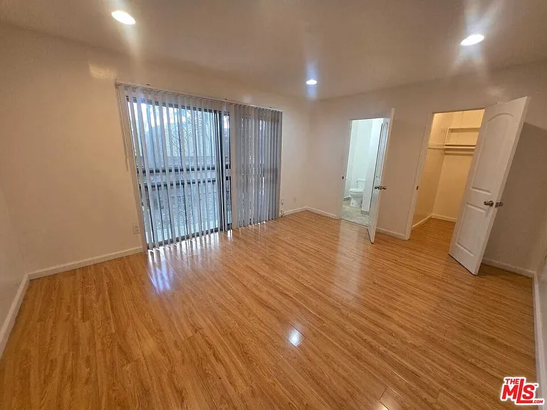 922 S Bedford St #2 — Photo 12