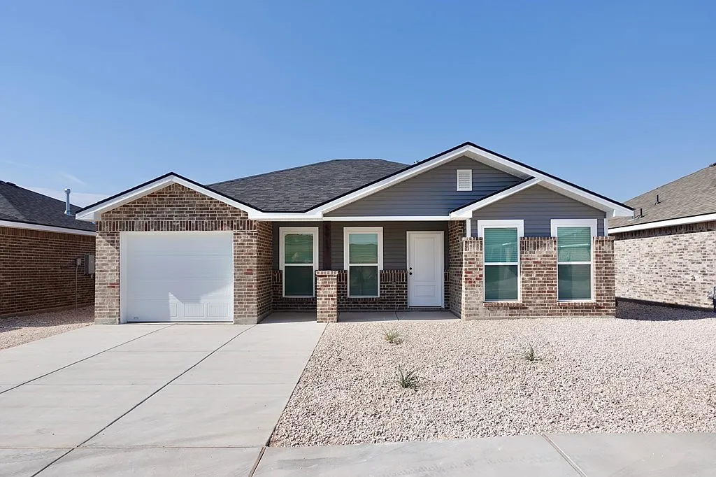Building Photo - 5917 Praline St