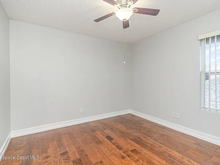 2893 Glasbern Cir — Photo 27
