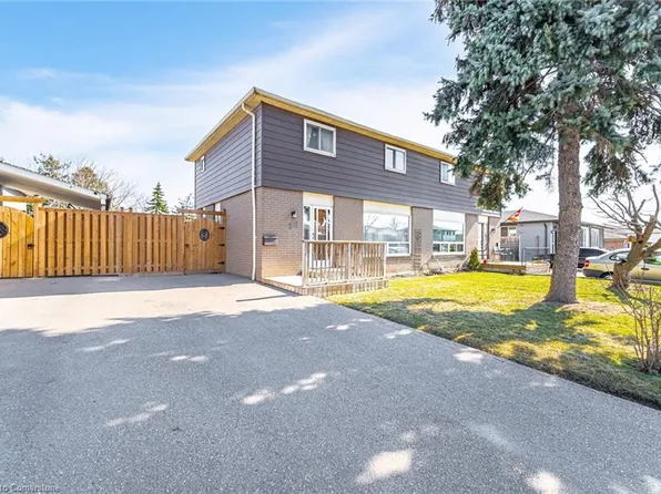 56 Forsythia Rd, Brampton, ON L6T 2G3