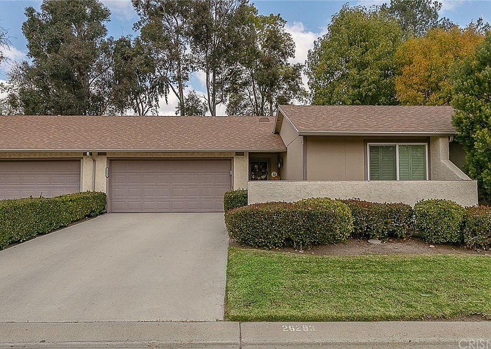 1st image of 26293 Rainbow Glen Dr