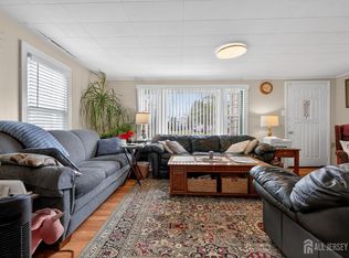 196 Girard Ave, Somerset, NJ 08873