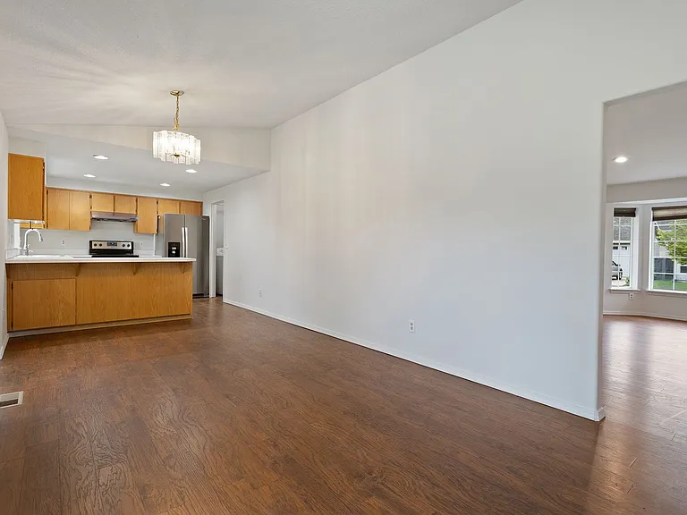 5240 SE 63rd Ave — Photo 25