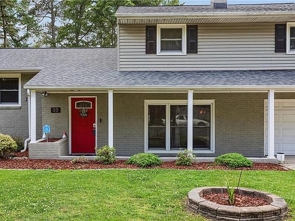 3rd image of 33 Green Ct