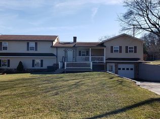 1246 Recreation Dr, Williamsburg, PA 16693