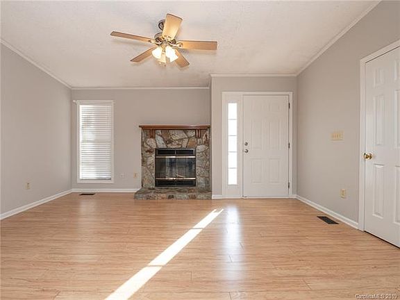 3rd image of 8127 Chrisbry Ln