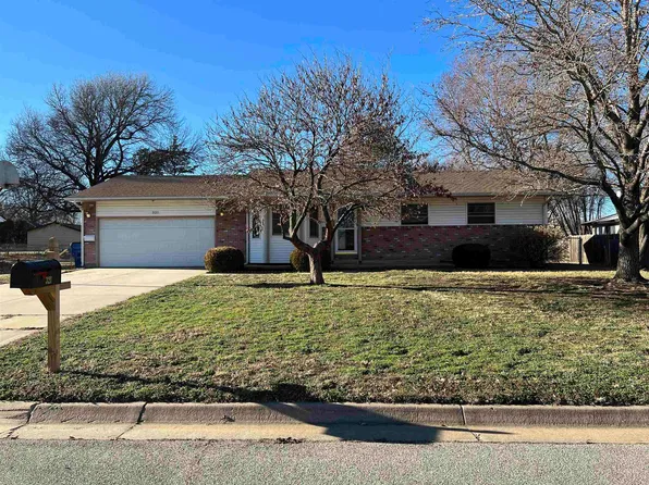 321 N Peach Tree Ln, Haysville, KS 67060