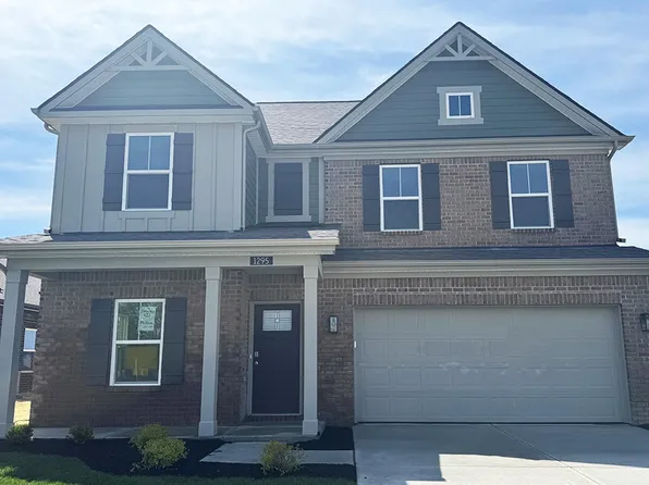 1295 Foxtail Ln, Greenwood, IN 46143