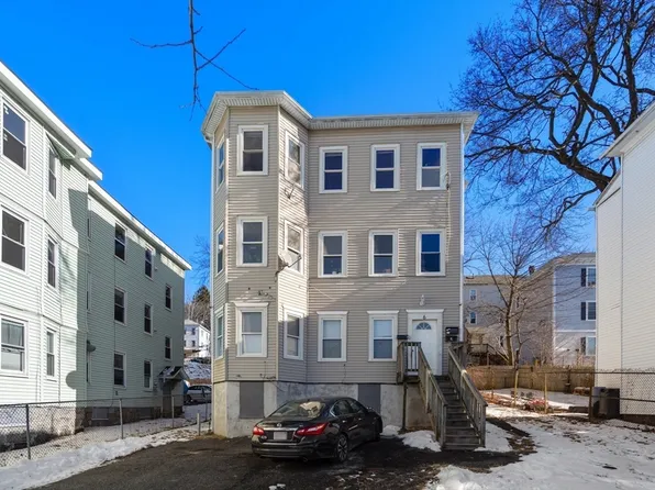 6 Hooper St, Worcester, MA 01605