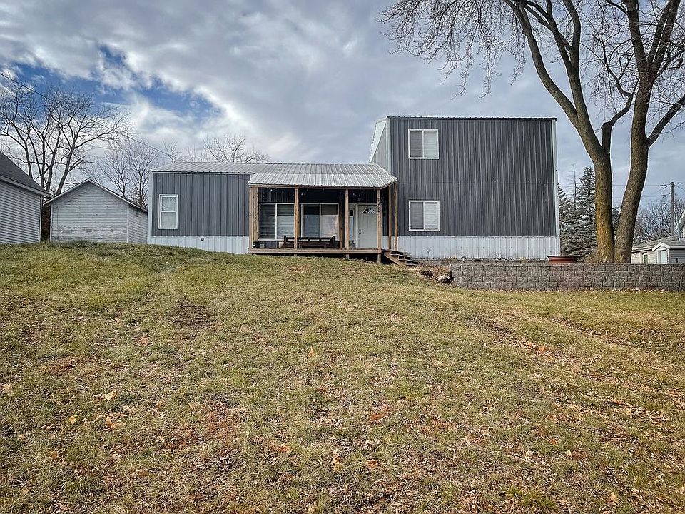 203 Wright St, Parkersburg, IA 50665 Zillow