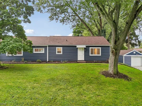 50 S Glencoe Dr, Akron, OH 44319